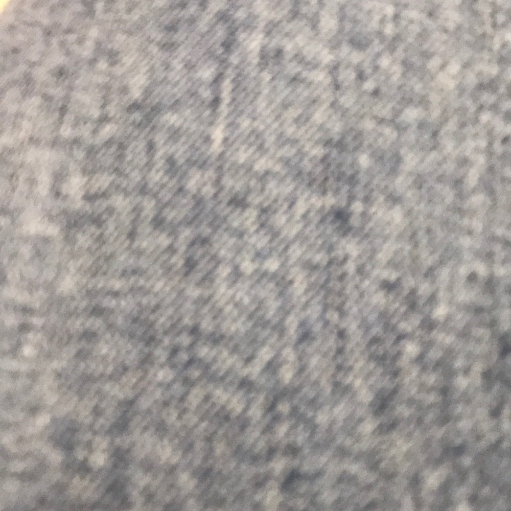 Meet your Posher, Caitlin